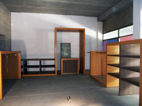 huber_belga_uzletberendezes_panorama01.jpg